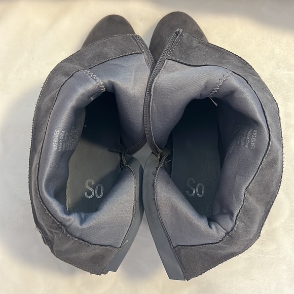 SO Grey Booties size 6 1/2 Med. Used but in Great Condition. Please see photos. - Picture 6 of 7